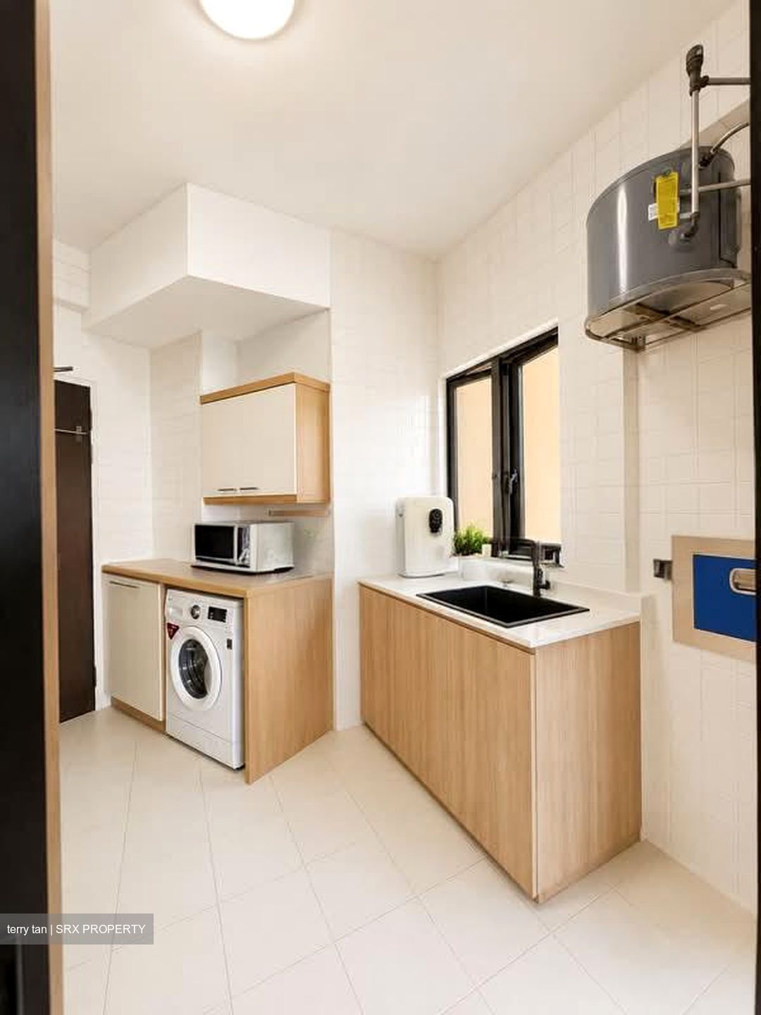 Bayshore Park (D16), Condominium #580754451